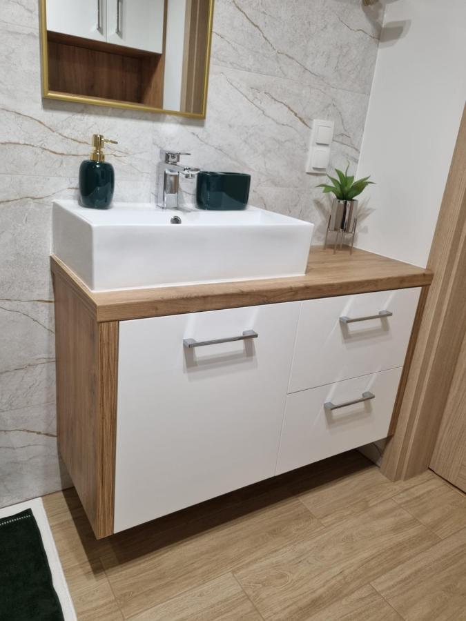 Apartament Sloneczny -Sciegiennego Kielce Eksteriør billede